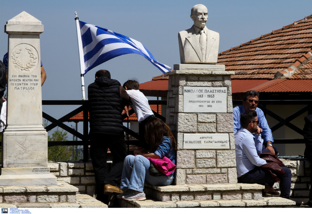 Σαν σήμερα γεννήθηκε ο Νικόλαος Πλαστήρας, ο στρατηγός που έγινε σύμβολο ενότητας