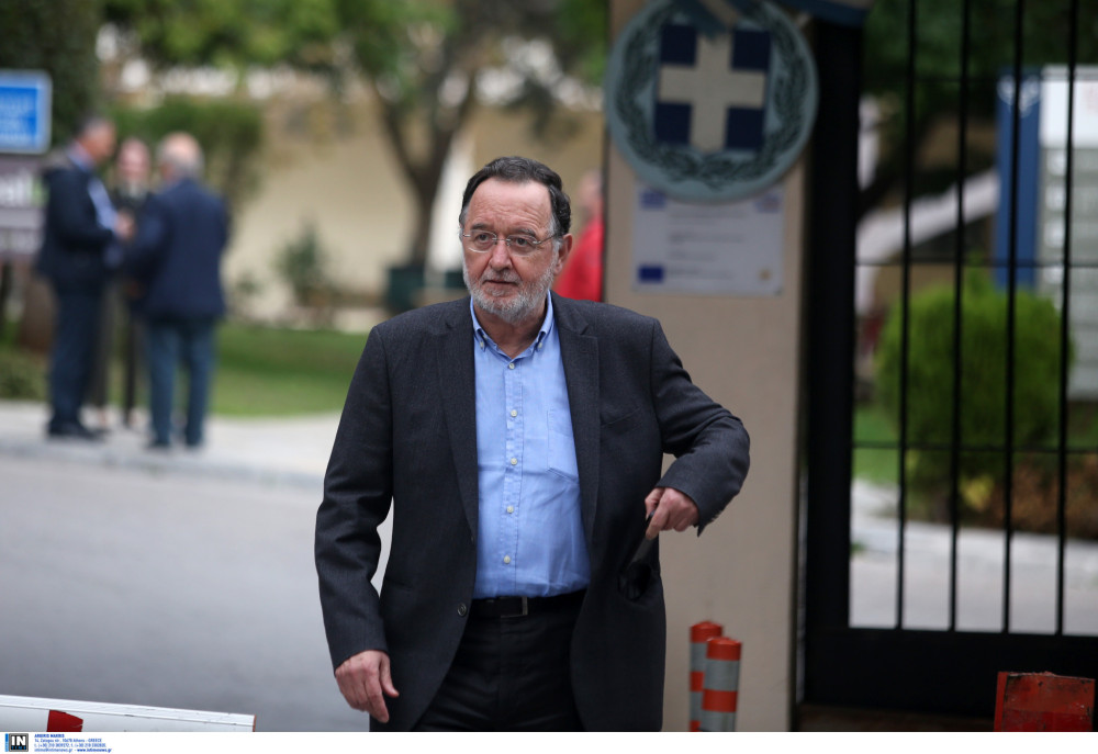 Λαφαζάνης: Χονδροειδή ψέματα Τσίπρα για «συνάντηση με Μεντβέντεφ» - Πρώτη φορά είναι;