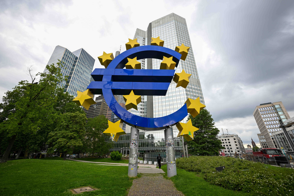 Αμετάβλητα τα επιτόκια της ΕΚΤ