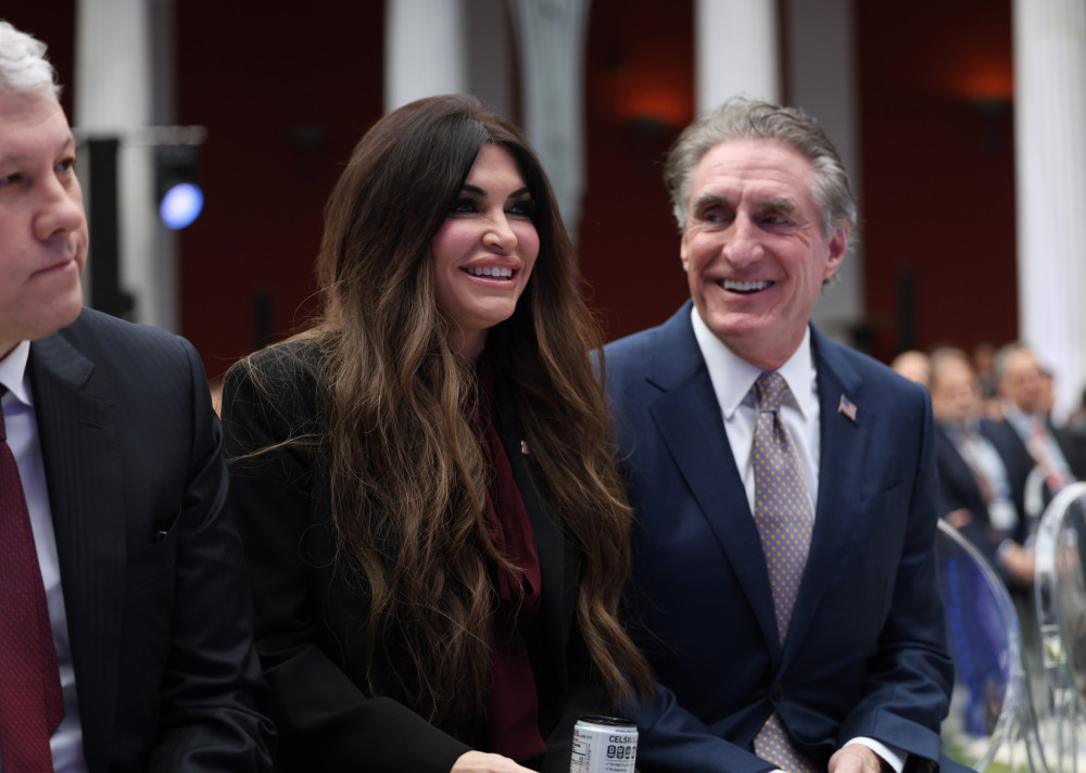 Νταγκ Μπέργκαμ: Μέσω Ελλάδος η στρατηγική των ΗΠΑ για εμπάργκο στο ρωσικό αέριο και φθηνότερη ενέργεια