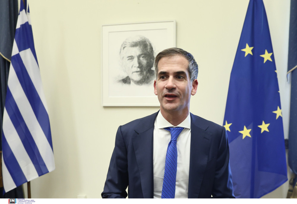 Επίθεση Μπακογιάννη σε Δούκα για τα πατίνια: Έξι μήνες απραξίας