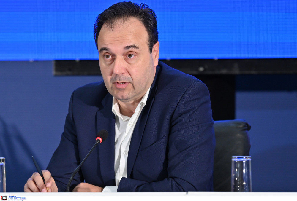 Παπαστεργίου: Ψηφιακά εργαλεία σε όλα τα νοσοκομεία έως το 2026 - Χτίζουμε ΕΣΥ πιο αποτελεσματικό