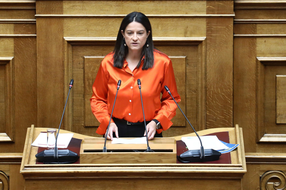 Κεραμέως: Επιδοτούμε την εργασία, όχι την ανεργία - 50.000 νέες θέσεις για μακροχρόνια ανέργους