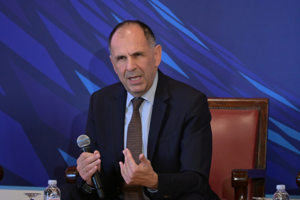 Γεραπετρίτης: Η Ελλάδα αναλαμβάνει ρόλο επισπεύδοντα στην Αν. Μεσόγειο - Τα προβλήματα δεν είναι αξεπέραστα