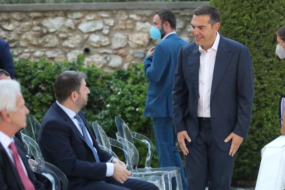 Η ένοχη σιωπή Ανδρουλάκη-Τσίπρα για τη στενή σχέση του σοσιαλιστή Σάντσεθ με τον Ερντογάν