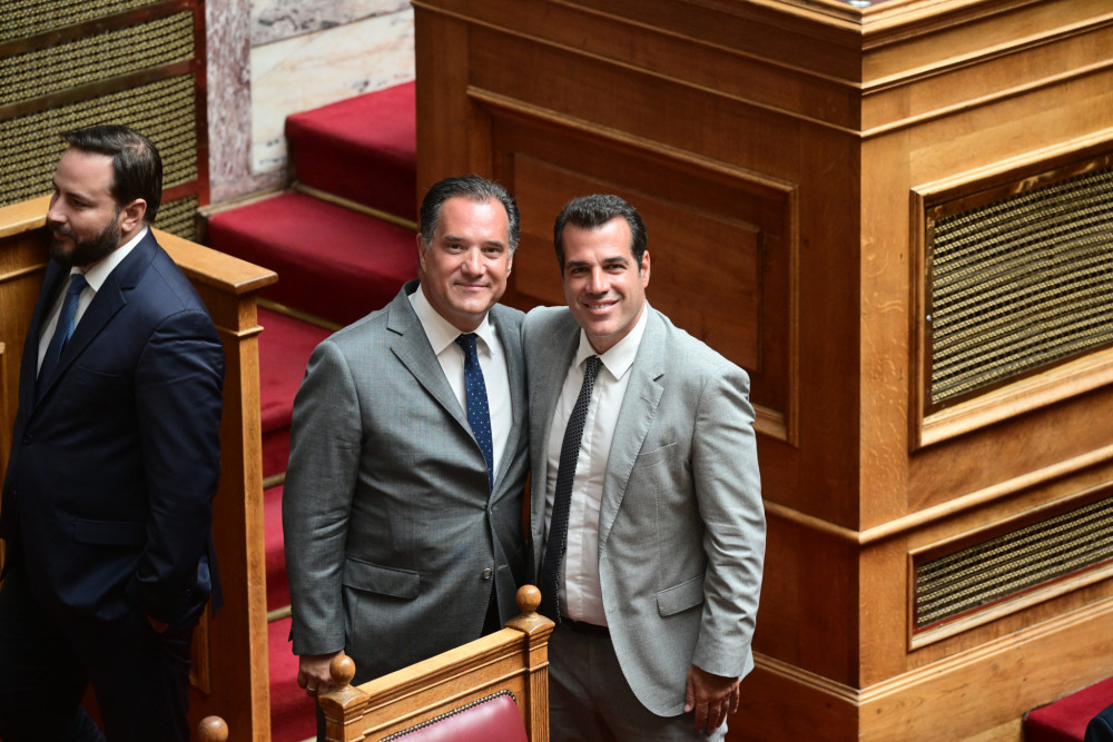 ΣΥΡΙΖΑ και φαντασιώσεις περί «ακροδεξιάς»: Στο στόχαστρο Πλεύρης - Γεωργιάδης