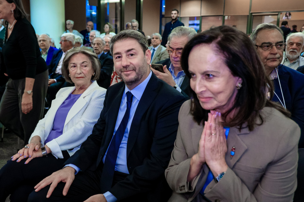 Η… χρονοκαθυστέρηση του Ανδρουλάκη και η «φωνή» αφύπνισης της Διαμαντοπούλου