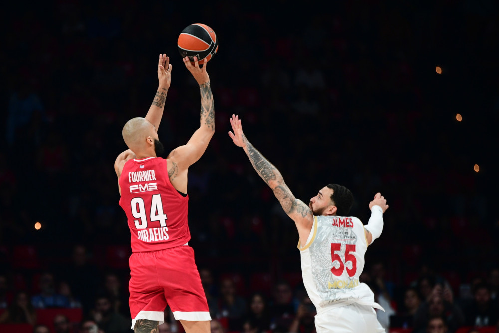 Ολυμπιακός - Μονακό: Δεν τα κατάφεραν οι ερυθρόλευκοι απέναντι στην ομάδα του Σπανούλη (92-87)