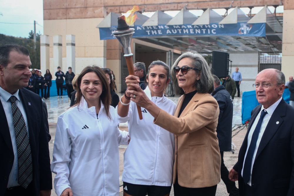 Στον Μίκη Θεοδωράκη αφιερώθηκε η Τελετή Έναρξης του 42ου Αυθεντικού Μαραθωνίου (photos)