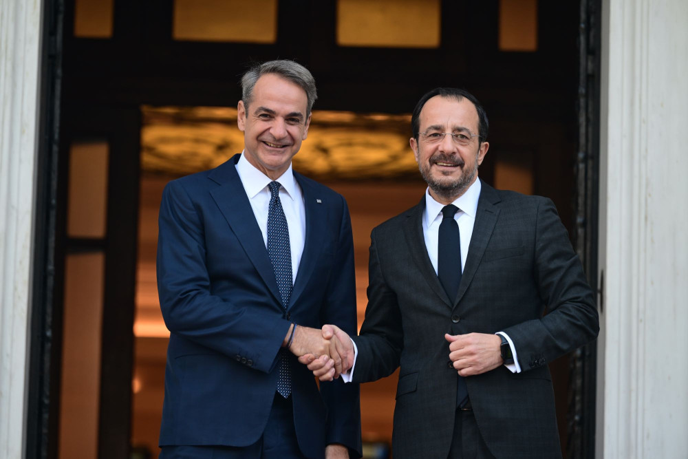 Τηλεφωνική επικοινωνία του Κυριάκου Μητσοτάκη και με τον Νίκο Χριστοδουλίδη για τη Μέση Ανατολή