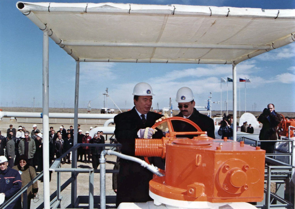 Ουκρανικό πλήγμα στο Νοβοροσίσκ αλλάζει τις ισορροπίες στη Μαύρη Θάλασσα (photos & video)