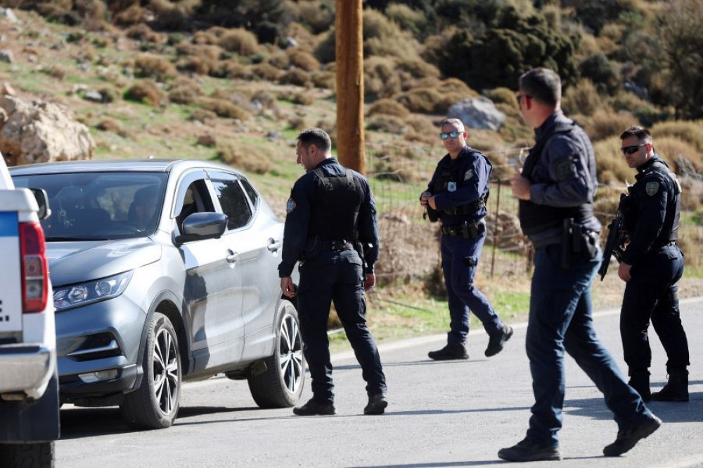 Σε εφαρμογή το νέο σχέδιο 24ωρης αστυνόμευσης σε καταυλισμούς Ρομά - Πότε θα επεκταθεί