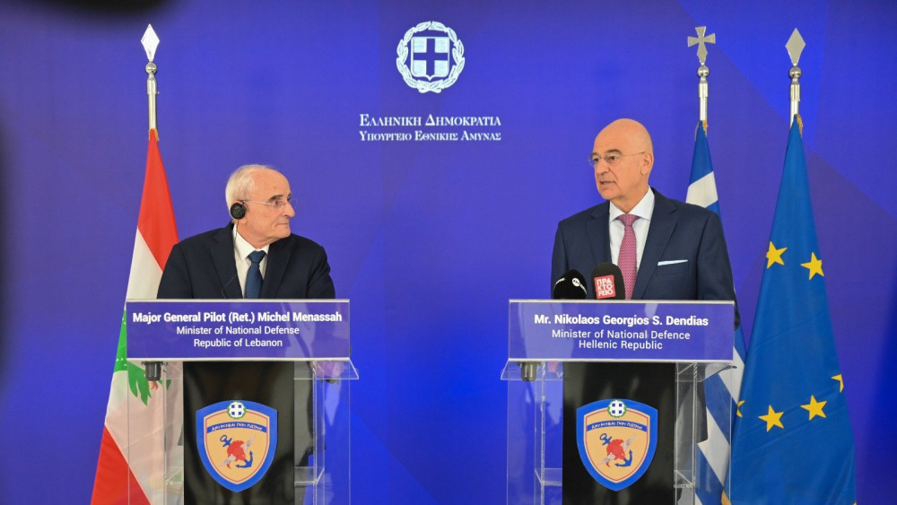 Δένδιας: Η Ελλάδα στέλνει τεθωρακισμένα στον Λίβανο για προστασία των χριστιανικών πληθυσμών