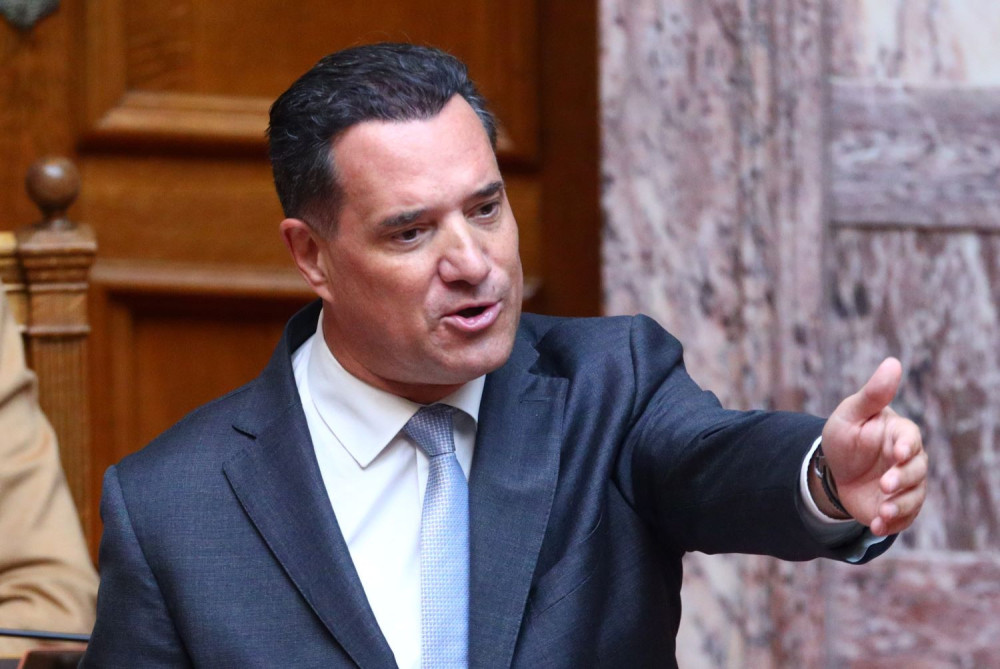 Γεωργιάδης σε Νατσιό: «Φέρνετε στη Βουλή ψεύτικες φωτογραφίες από το Διαδίκτυο, είστε λαϊκιστές»