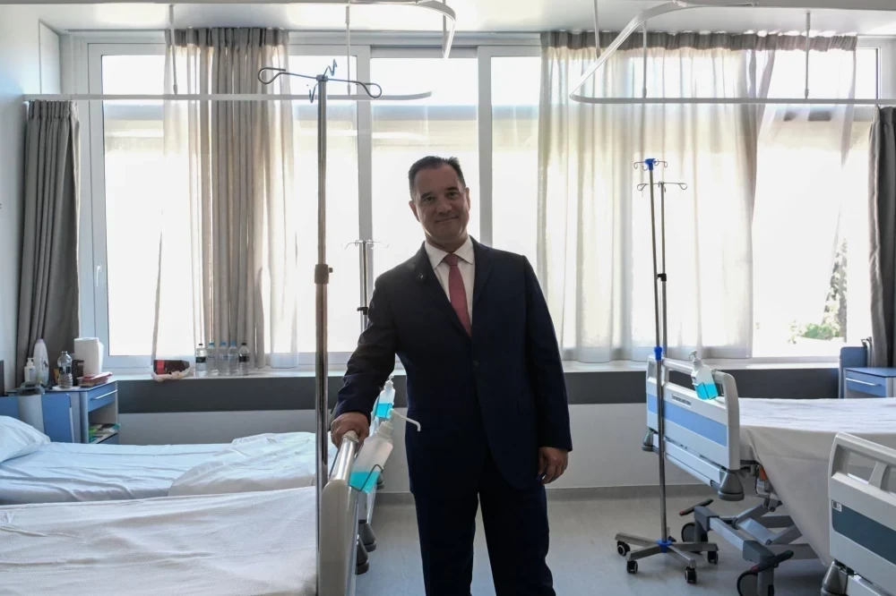 Ο Άδωνις σχολιάζει τα 845€ για μια απονεύρωση στη Νορβηγία: Πάμφθηνες οι εξετάσεις στην Ελλάδα