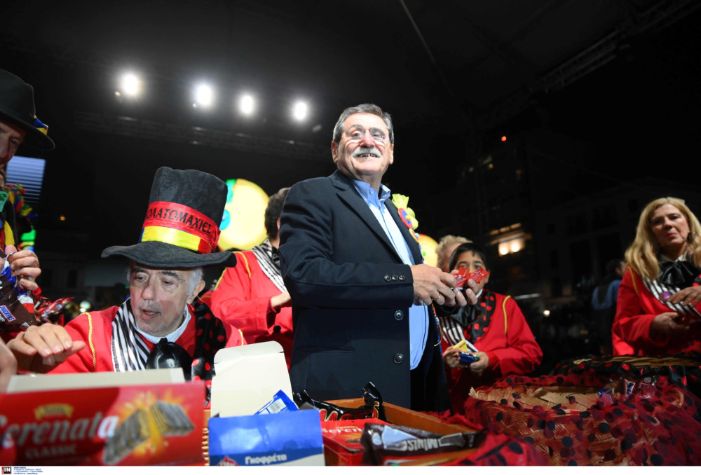 Φωτήλας, Αλεξοπούλου στο «Μανιφέστο» για τη «μάχη» του Πελετίδη με την ταμπέλα των καπιταλιστών