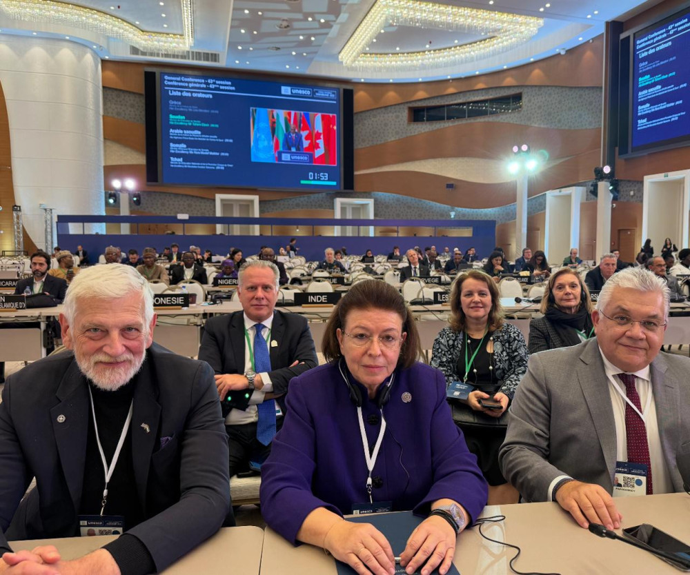 Μενδώνη: Είμαστε υπερήφανοι για την ελληνική γλώσσα