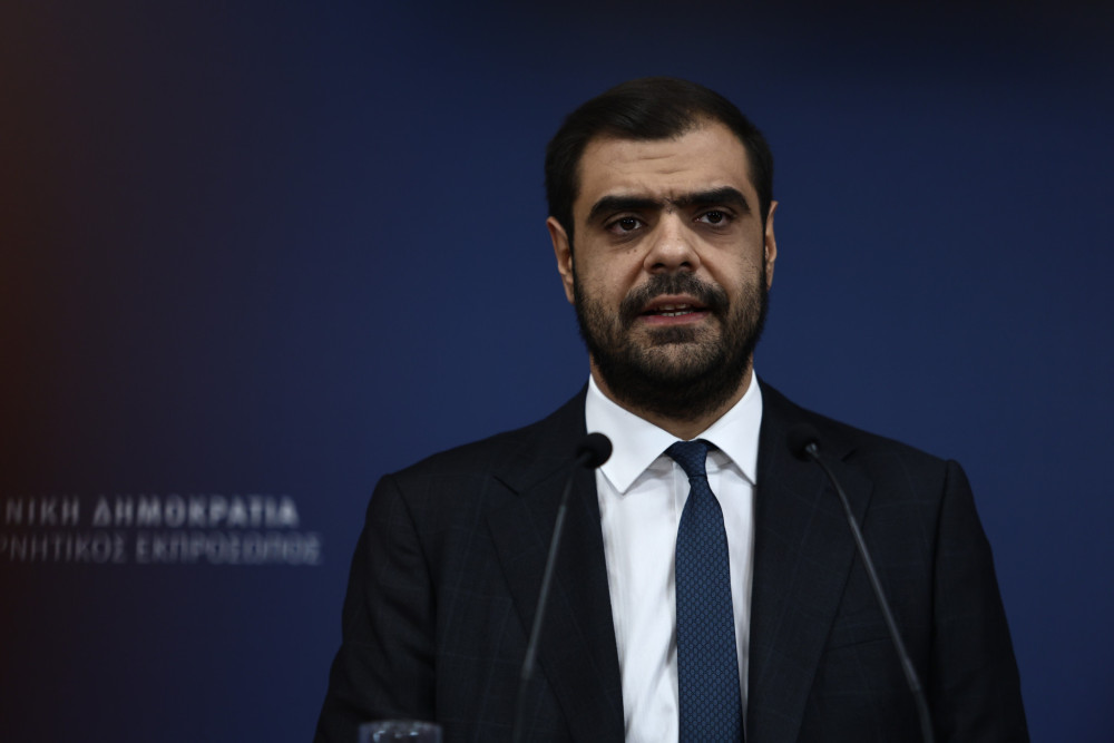 Μαρινάκης: Κανένας μόνιμος υπάλληλος των ΕΛΤΑ δεν απολύεται