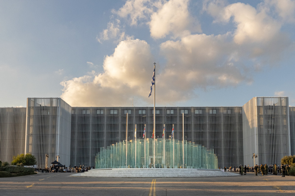 METLEN: παρέδωσε στο υπουργείο Εθνικής Άμυνας τη νέα βιοκλιματική πρόσοψη