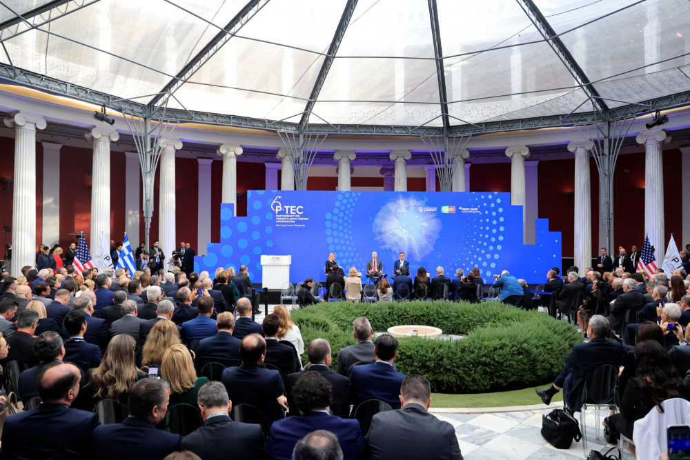 Συμφωνία Exxon Mobil, Energean και Hellenic Energy για γεωτρήσεις στο Ιόνιο - Live οι εργασίες της Συνόδου για την ενέργεια