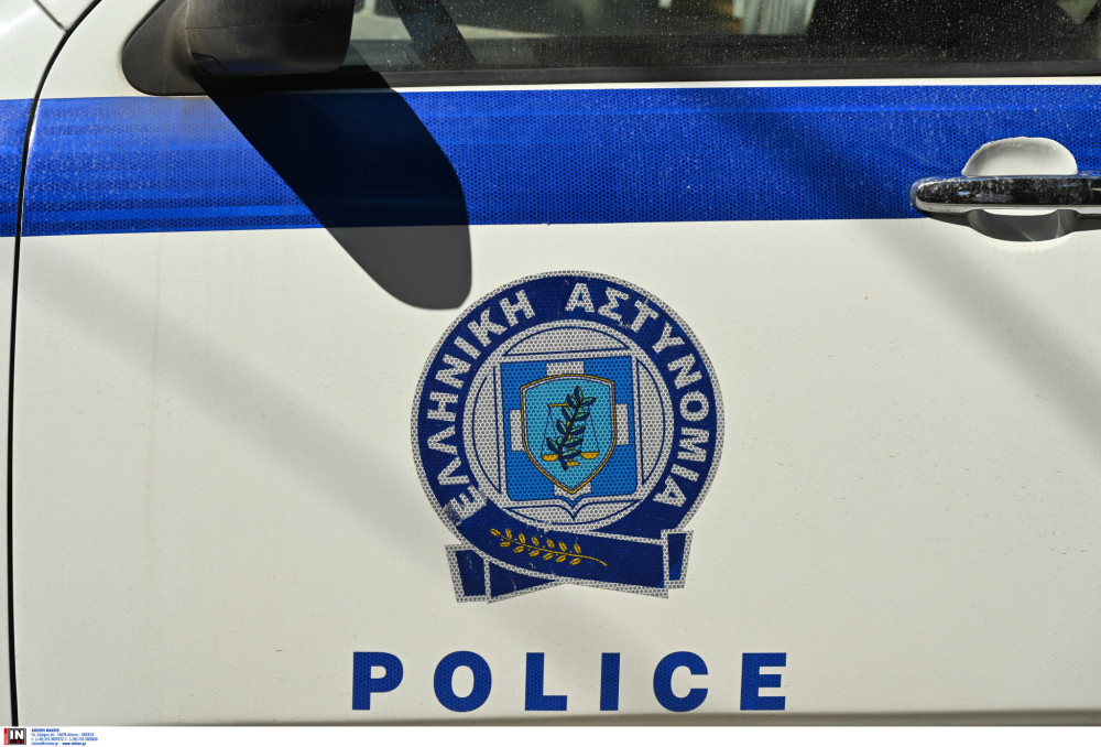 Εμπρηστική ενέργεια με γκαζάκια στην είσοδο του ellada24.gr στην Παλλήνη