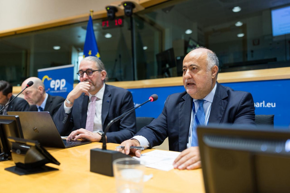 Σε κατάμεστη αίθουσα παρουσία της αρμόδιας Επιτρόπου η εκδήλωση Τσιόδρα στις Βρυξέλλες (photos)