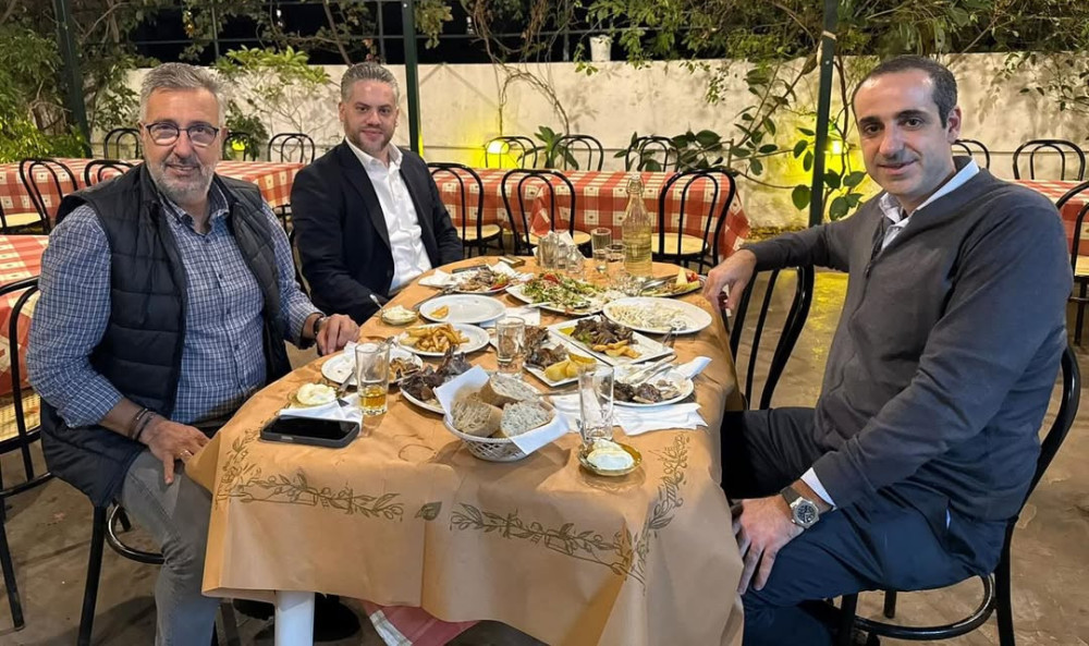 Γρηγόρης Δημητριάδης: Από την Ουάσιγκτον, στον Άγιο Δημήτριο με καλή παρέα