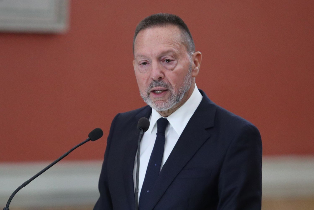 Στουρνάρας: έμμεσο «φρένο» για περαιτέρω μείωση των επιτοκίων