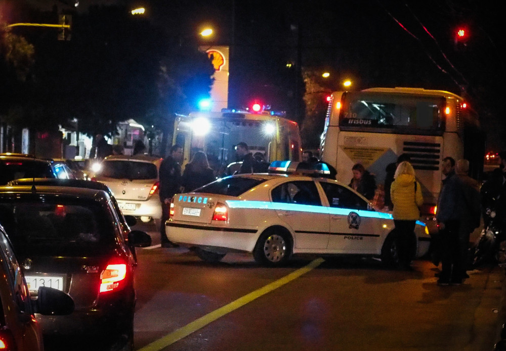 Κολωνός: ένας νεκρός σε καραμπόλα πέντε οχημάτων στη Λένορμαν