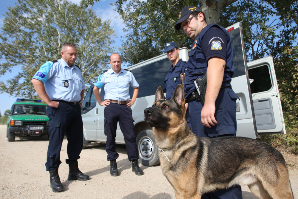 ΕΛΑΣ: αρχίζουν σήμερα (26&#x2F;11) οι αιτήσεις για 700 προσλήψεις συνοριοφυλάκων