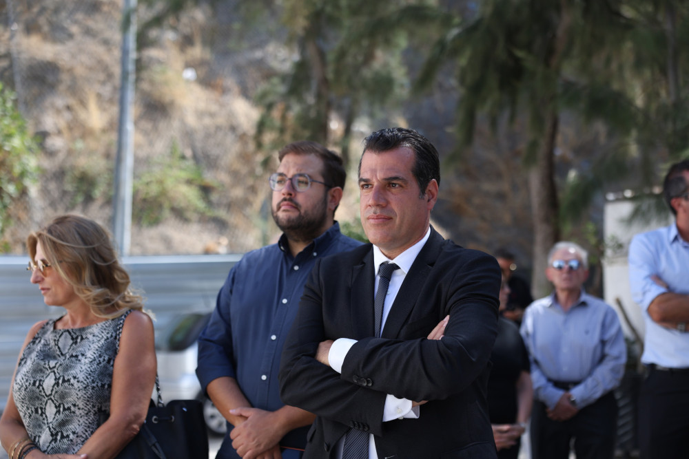 Πλεύρης: Μικρή ομάδα αγροτών προκάλεσε ένταση με την Αστυνομία - Εκτονώνεται η κρίση