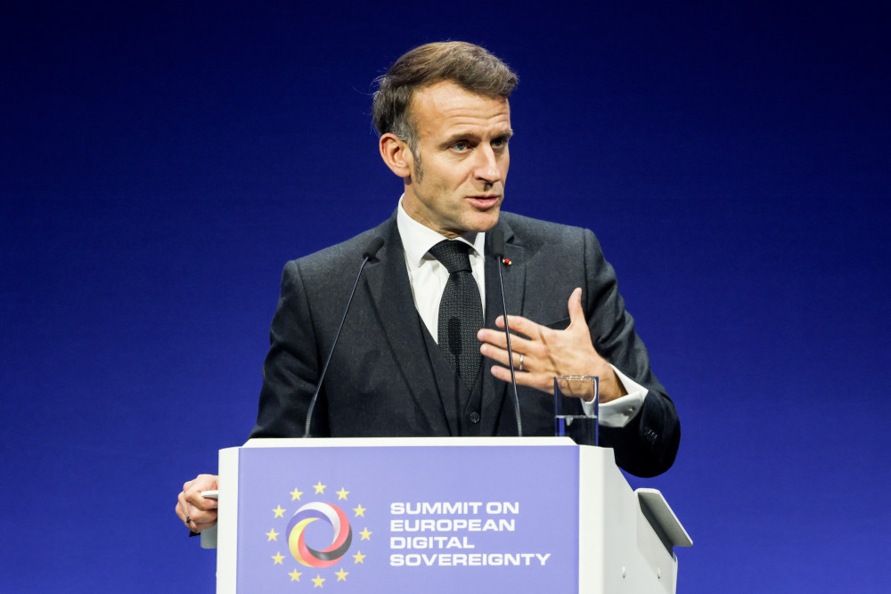 Μακρόν: Η Ευρώπη δεν θέλει να είναι τεχνολογικά «υποτελής» σε ΗΠΑ και Κίνα