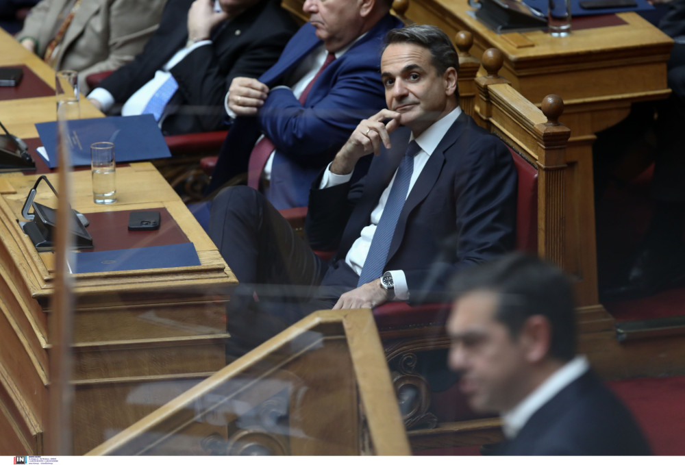 Ο «πόλεμος» δύο κόσμων: η Ιθάκη του Τσίπρα και η Ελλάδα του Μητσοτάκη