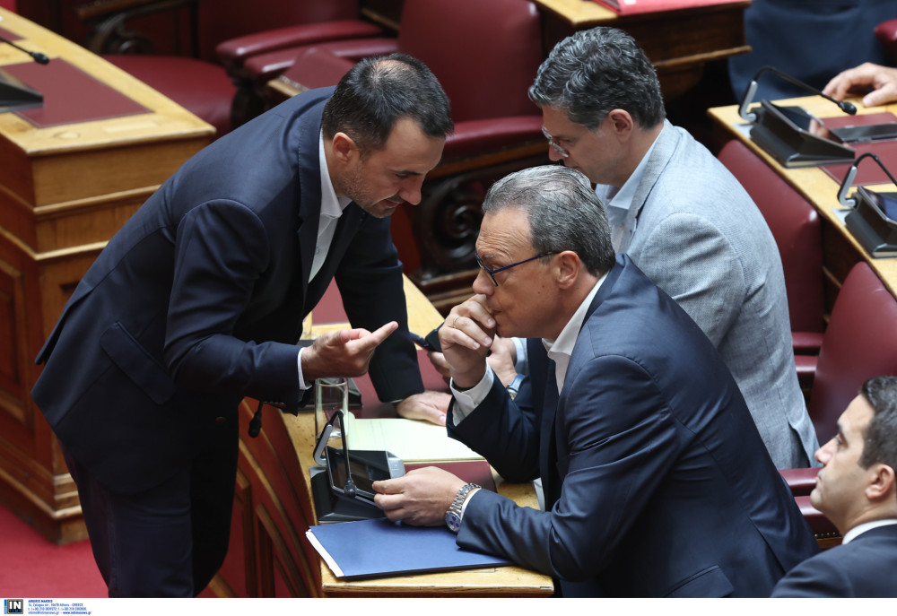 Φάμελλος, Χαρίτσης, Κασσελάκης: διαχειριστές της μεταβατικότητας