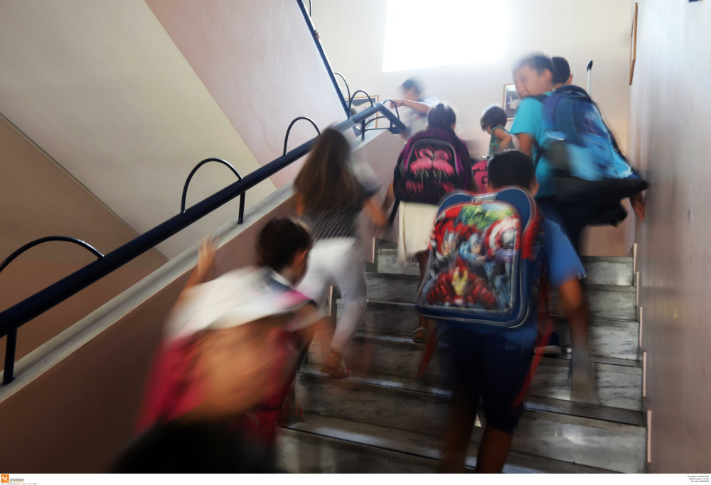 Δεν έχει τέλος η βία ανηλίκων σε δρόμους, γειτονιές και σχολεία