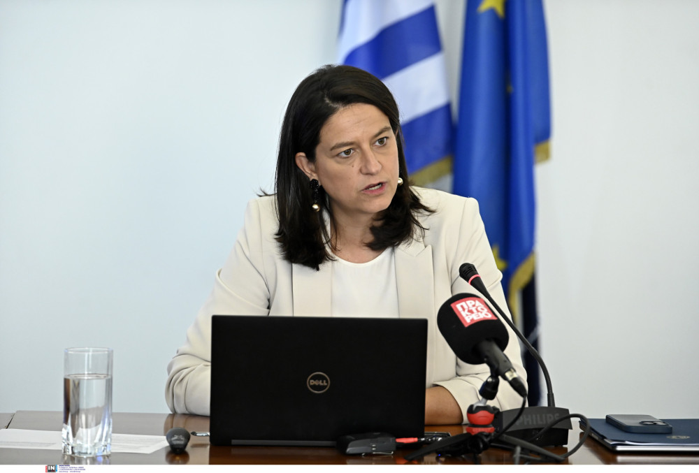 Νίκη Κεραμέως: Η Ελλάδα του σήμερα διαφέρει από αυτή που άφησαν οι προηγούμενες γενιές