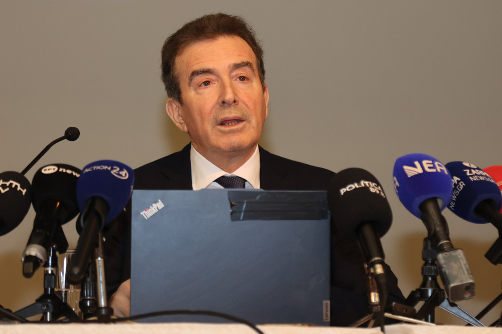 Χρυσοχοΐδης για οπλοκατοχή: Κακούργημα η οπλοφορία σε γάμους, βαφτίσεις και πανηγύρια