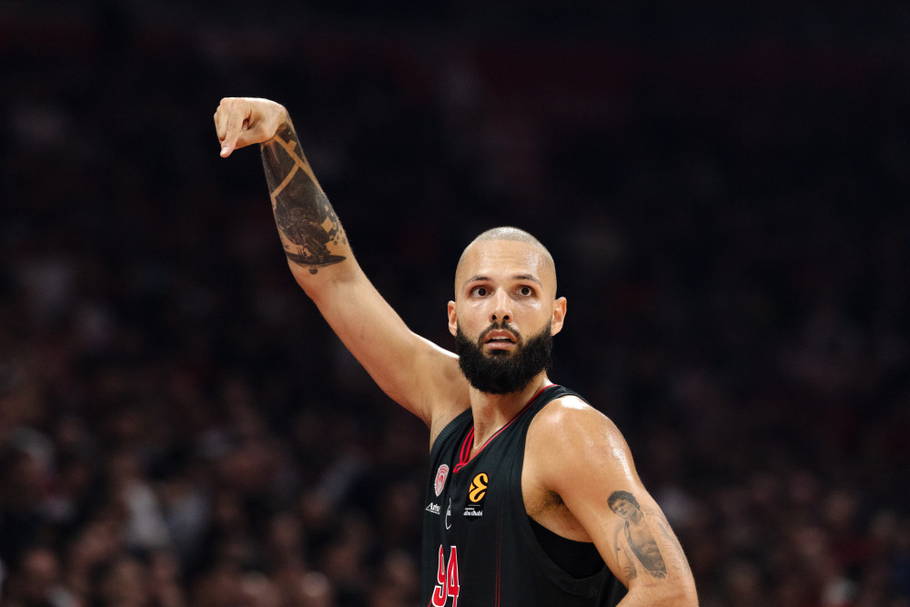 Εβάν Φουρνιέ: Θέλω να τελειώσω την καριέρα μου στον Ολυμπιακό