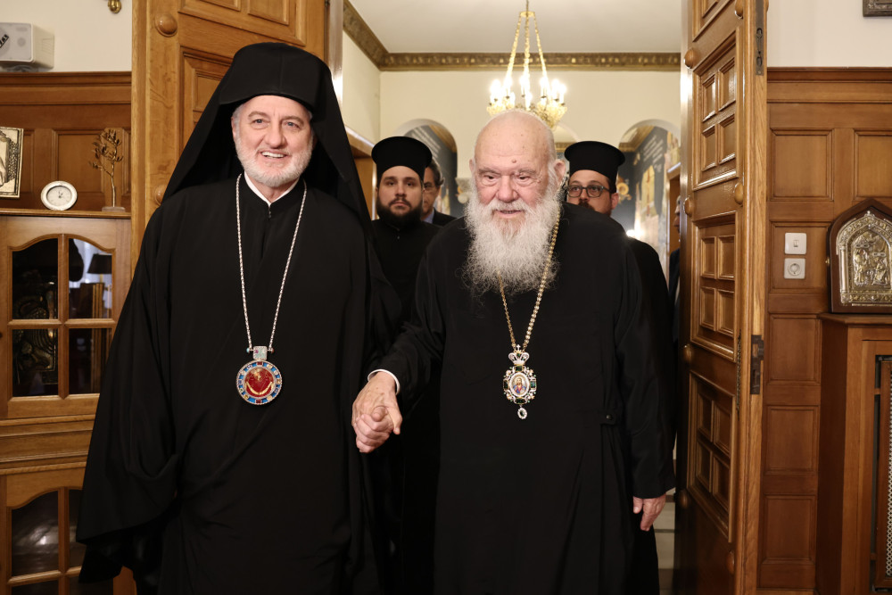 Θερμή συνάντηση του αρχιεπισκόπου Ιερώνυμου με τον αρχιεπίσκοπο Αμερικής Ελπιδοφόρο - Όσα συζήτησαν