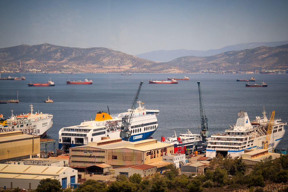 Η Ελευσίνα στο επίκεντρο της ανάπτυξης - Δημιουργούνται χιλιάδες νέες θέσεις εργασίας