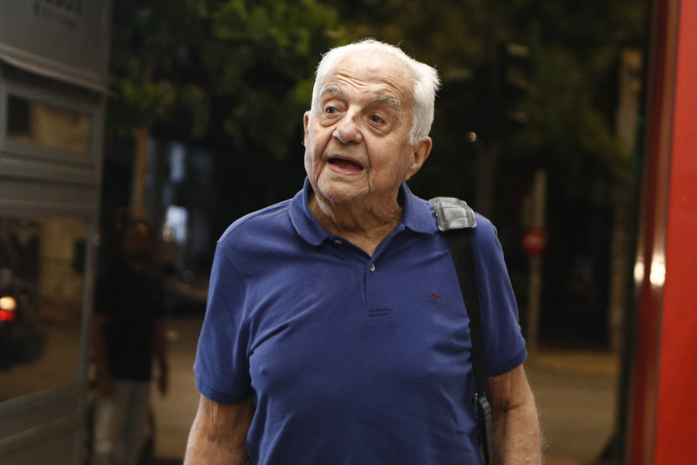 Έφυγε από τη ζωή ο Αλέκος Φλαμπουράρης