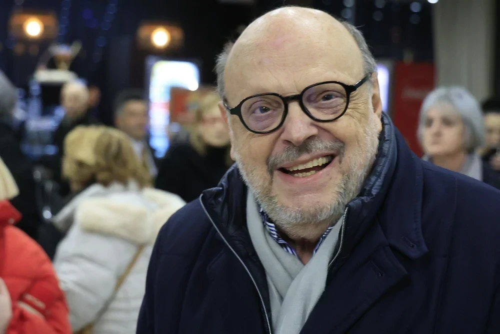 Ζήλεψε τον Τσίπρα ο Αντώναρος: Μας «απειλεί» ότι θα εκδώσει βιβλίο