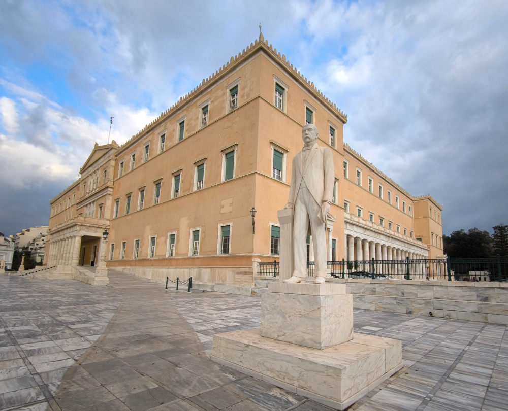 Προϋπολογισμός: πρωτογενές πλεόνασμα 10,3 δισ. στο δεκάμηνο