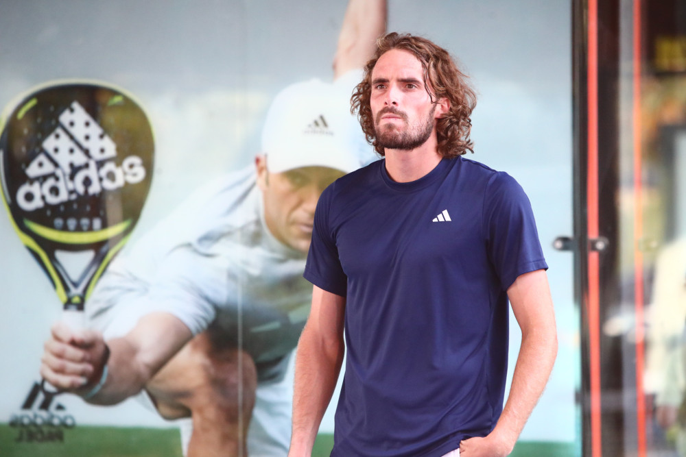 Η «ασυλία» Τσιτσιπά και άλλων celebrities: προκλητική η επιείκεια από τις Αρχές