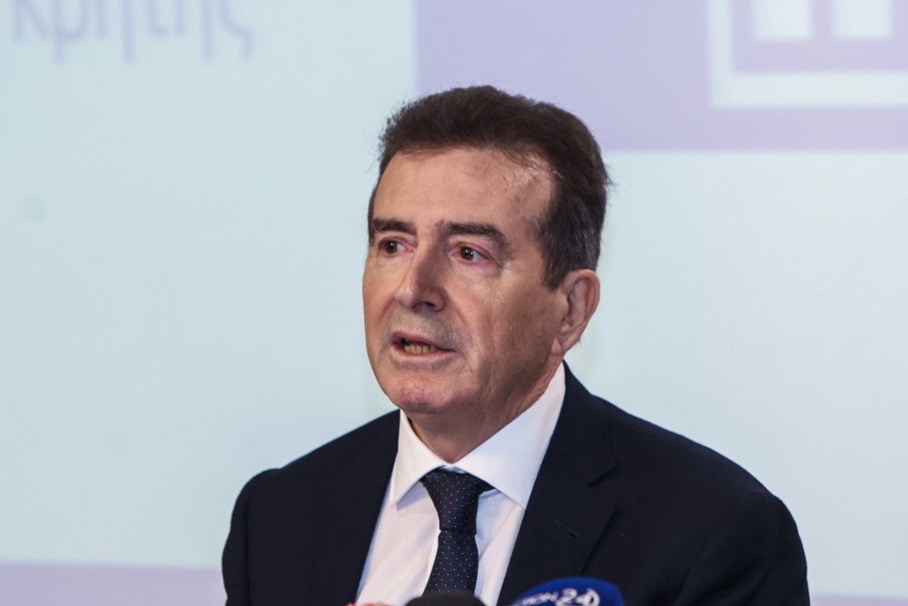 Χρυσοχοΐδης για βία ανηλίκων: Είναι να κλαις με το ιστορικό των παιδιών και των γονιών τους