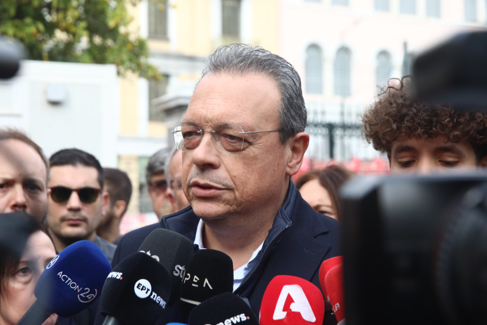 Ο Φάμελλος μπέρδεψε το ποσοστό του ΣΥΡΙΖΑ με τα έσοδα από την εξόρυξη στο Ιόνιο