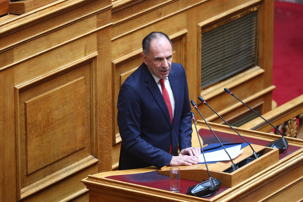 Γεραπετρίτης: Δεν θα στείλουμε στρατεύματα στην Ουκρανία - Μηδενισμός από την αντιπολίτευση