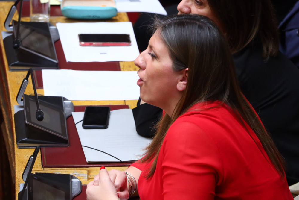 Κωνσταντοπούλου: θορυβώδης δραματοποίηση και πολιτική αποσύνθεση στη Βουλή