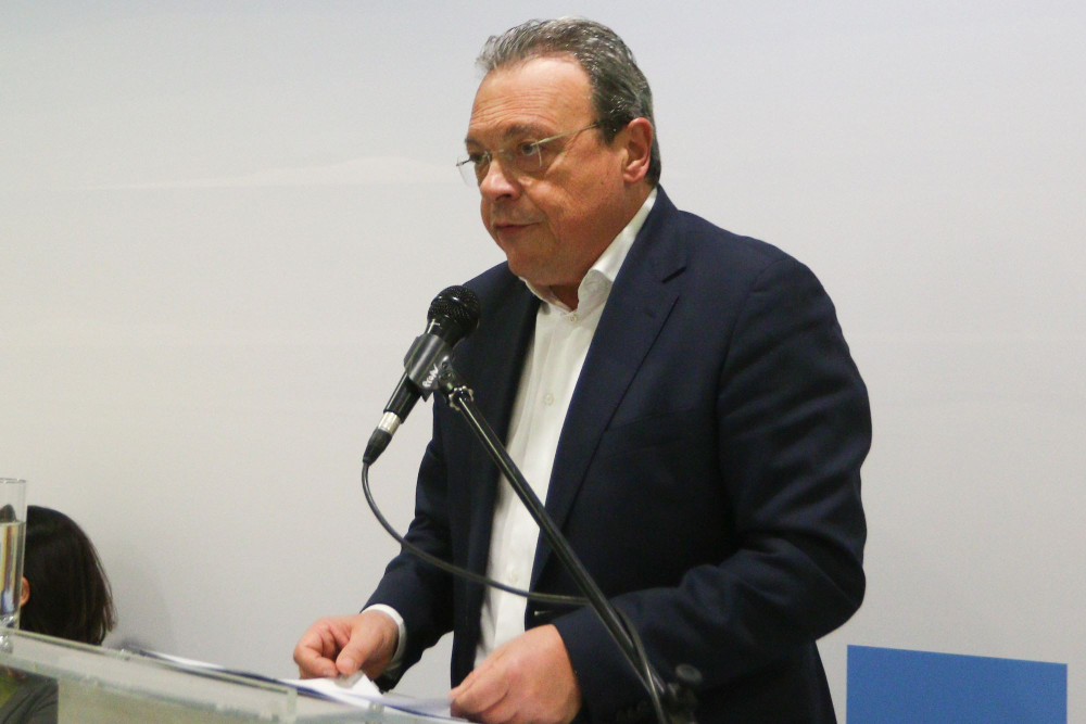 Απύθμενη υποκρισία ΣΥΡΙΖΑ: δεν πληρώνουν εργαζόμενους και καταγγέλλουν την κυβέρνηση