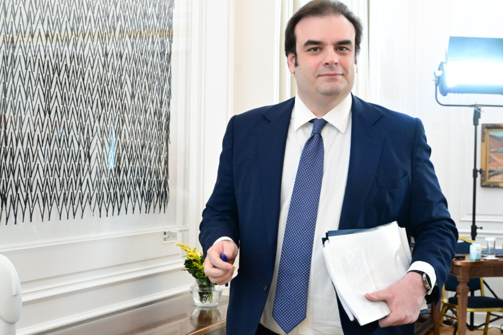 FAZ: Κυριάκος Πιερρακάκης - Η ελληνική υποψηφιότητα που μπορεί να αλλάξει το Eurogroup